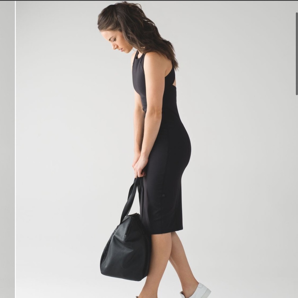 lululemon athletica Black Sleeveless Midi Dress - Picture 2 of 7